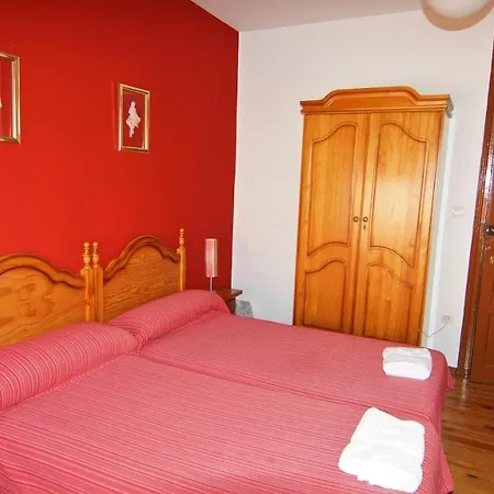 Pension Sandoval Leon Exterior photo