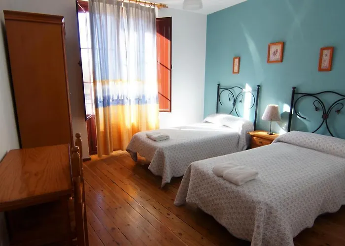 Pension Sandoval By Gaiarooms