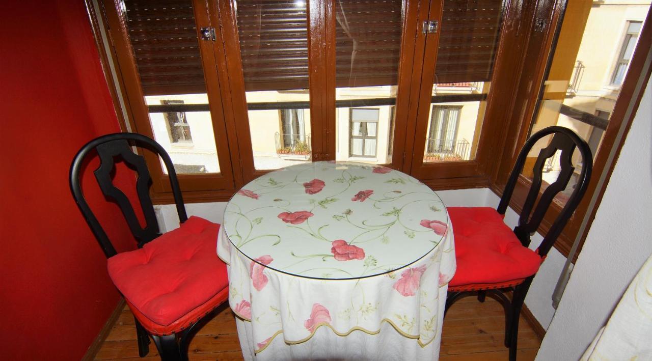Sandoval By Gaiarooms Guest house Leon